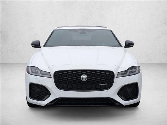 2024 Jaguar XF R-Dynamic SE