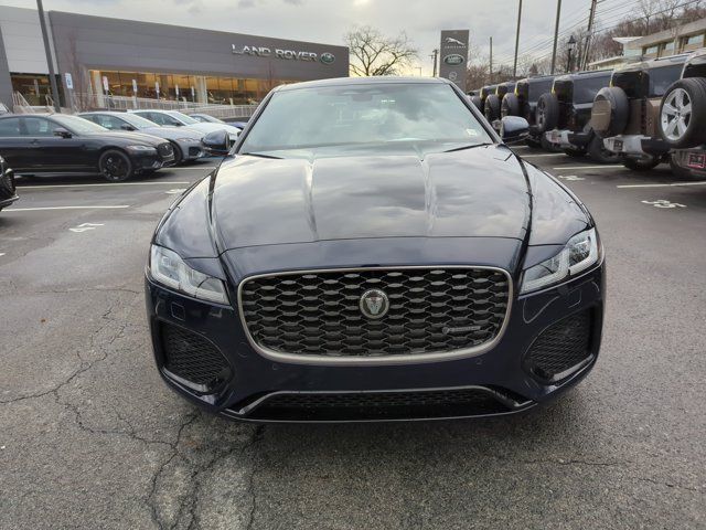 2024 Jaguar XF R-Dynamic SE