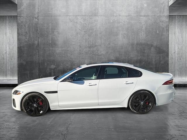 2024 Jaguar XF R-Dynamic SE