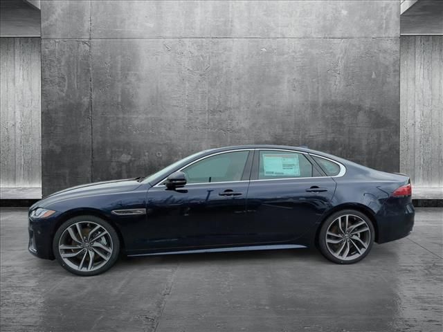 2024 Jaguar XF R-Dynamic SE