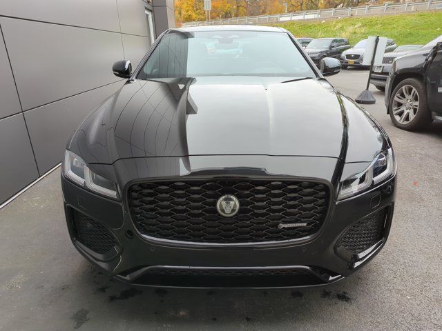 2024 Jaguar XF R-Dynamic SE