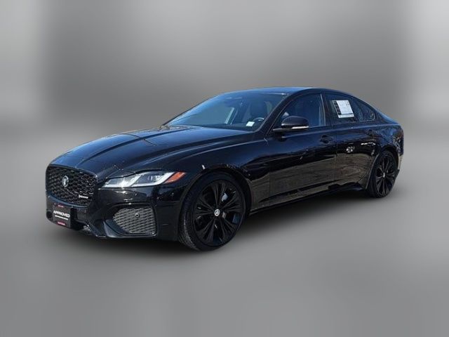 2024 Jaguar XF R-Dynamic SE