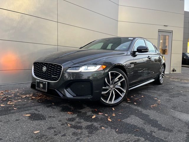 2024 Jaguar XF R-Dynamic SE