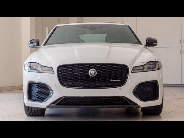 2024 Jaguar XF R-Dynamic SE