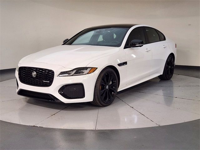 2024 Jaguar XF R-Dynamic SE