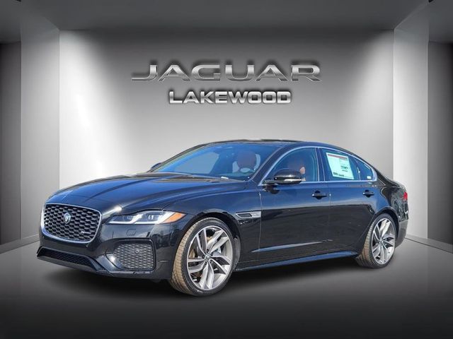 2024 Jaguar XF R-Dynamic SE