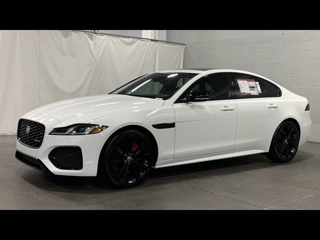 2024 Jaguar XF R-Dynamic SE