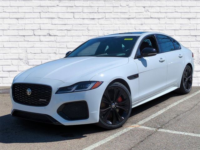 2024 Jaguar XF R-Dynamic SE