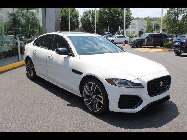 2024 Jaguar XF R-Dynamic SE