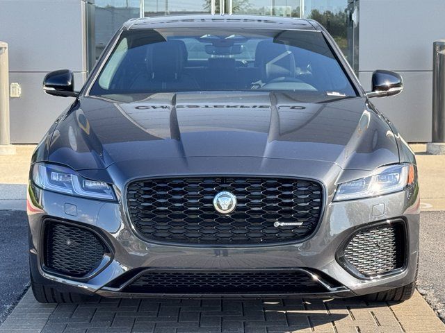 2024 Jaguar XF R-Dynamic SE