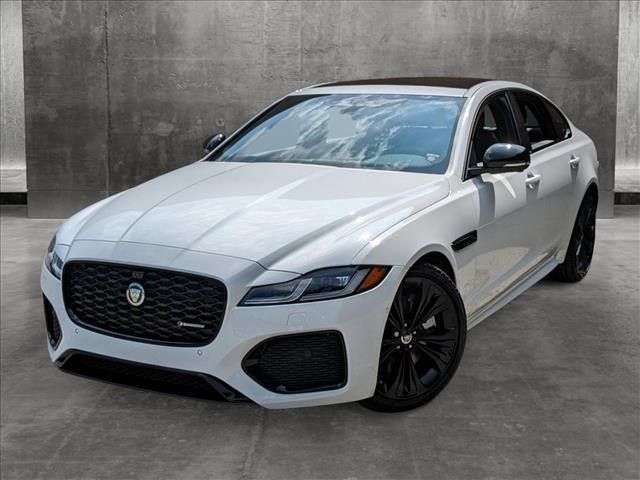 2024 Jaguar XF R-Dynamic SE