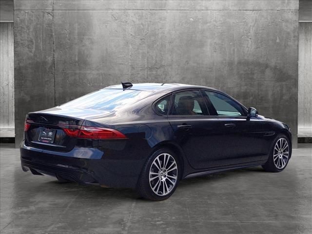 2024 Jaguar XF R-Dynamic SE