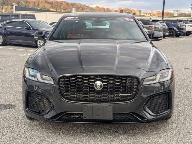 2024 Jaguar XF R-Dynamic SE