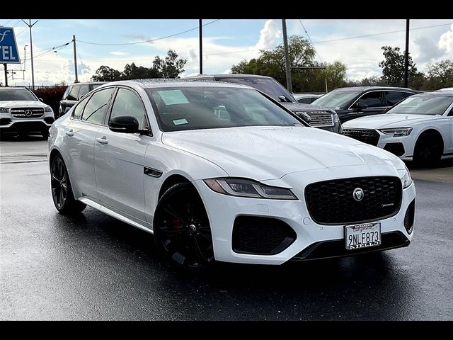 2024 Jaguar XF R-Dynamic SE