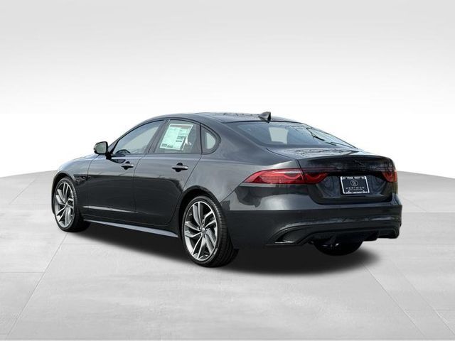 2024 Jaguar XF R-Dynamic SE