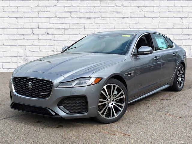 2024 Jaguar XF R-Dynamic SE