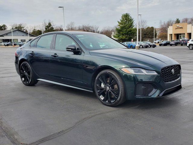 2024 Jaguar XF R-Dynamic SE