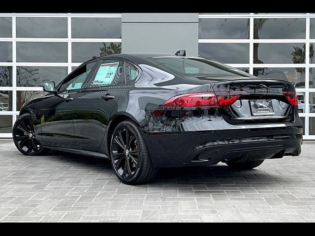 2024 Jaguar XF R-Dynamic SE