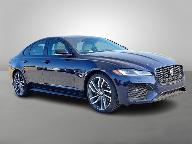 2024 Jaguar XF R-Dynamic SE