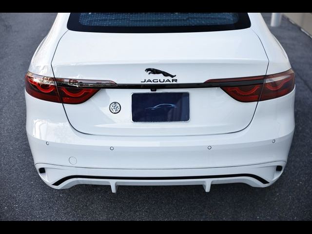 2024 Jaguar XF R-Dynamic SE