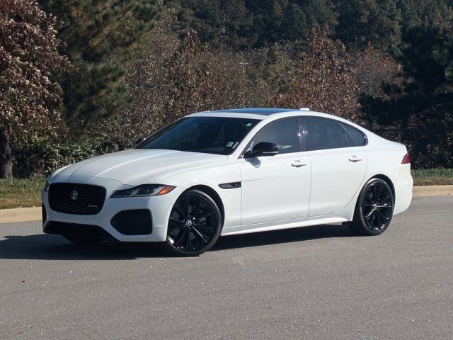 2024 Jaguar XF R-Dynamic SE