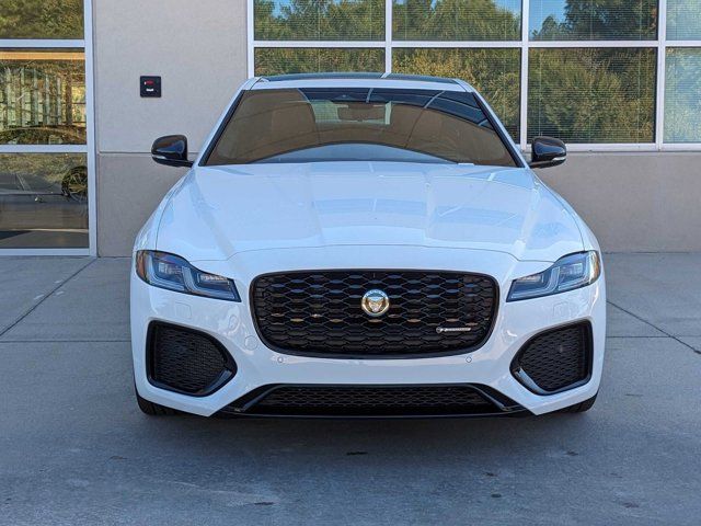 2024 Jaguar XF R-Dynamic SE