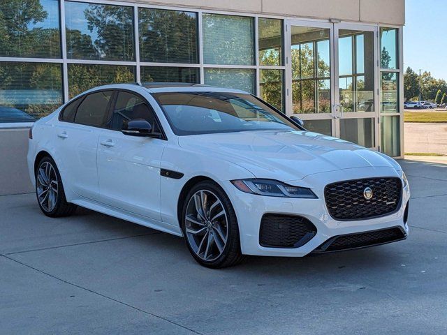 2024 Jaguar XF R-Dynamic SE