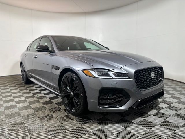 2024 Jaguar XF R-Dynamic SE