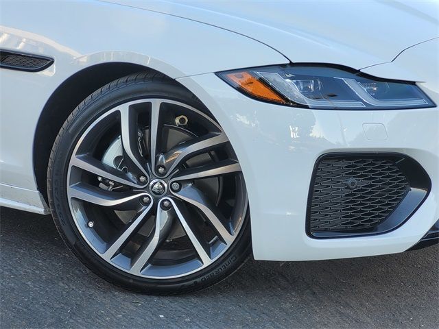 2024 Jaguar XF R-Dynamic SE