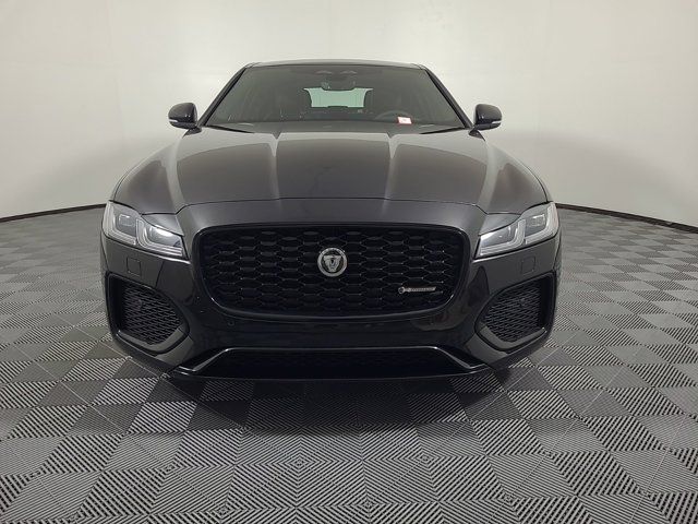 2024 Jaguar XF R-Dynamic SE