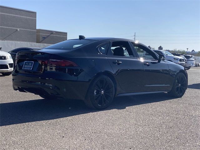 2024 Jaguar XF R-Dynamic SE