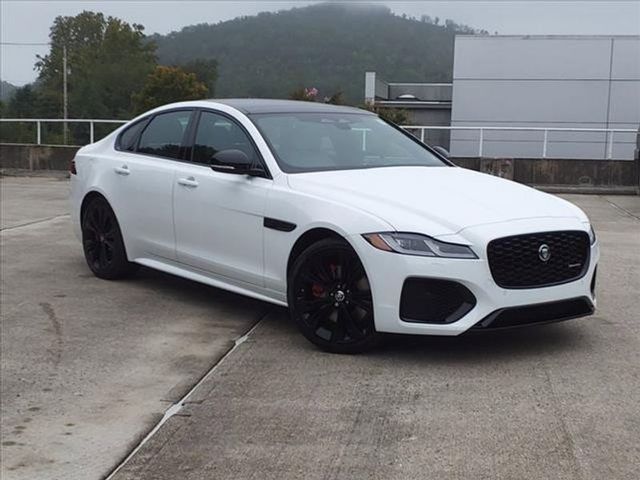 2024 Jaguar XF R-Dynamic SE