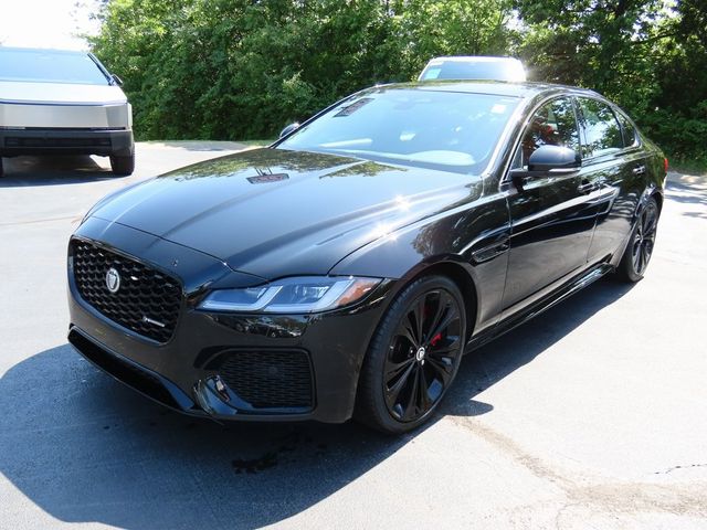 2024 Jaguar XF R-Dynamic SE