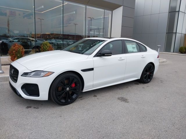 2024 Jaguar XF R-Dynamic SE