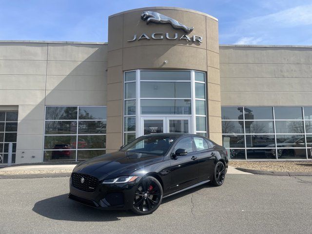 2024 Jaguar XF R-Dynamic SE