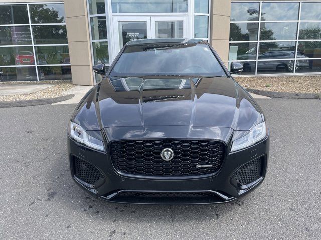 2024 Jaguar XF R-Dynamic SE