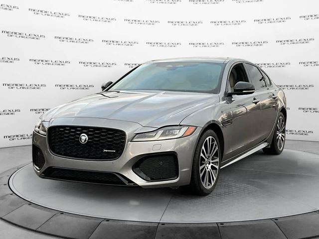 2024 Jaguar XF R-Dynamic SE