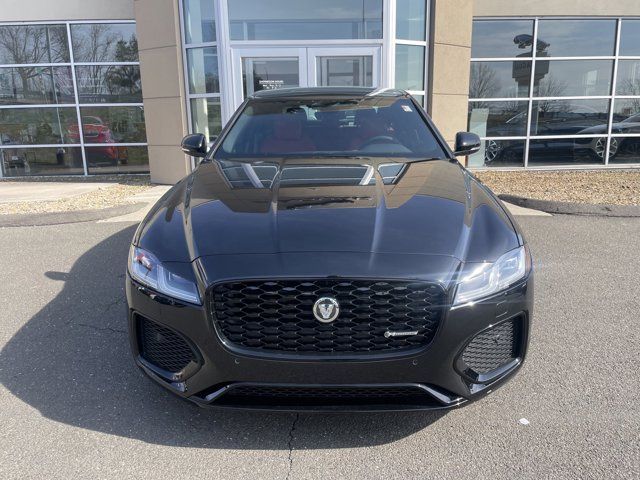 2024 Jaguar XF R-Dynamic SE