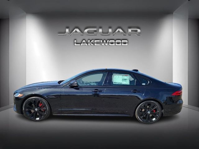 2024 Jaguar XF R-Dynamic SE