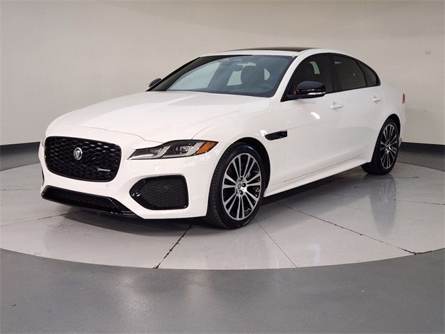 2024 Jaguar XF R-Dynamic SE