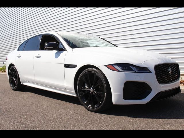 2024 Jaguar XF R-Dynamic SE