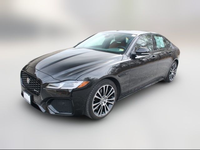 2024 Jaguar XF R-Dynamic SE