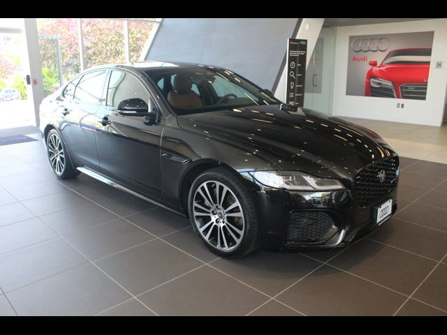 2024 Jaguar XF R-Dynamic SE