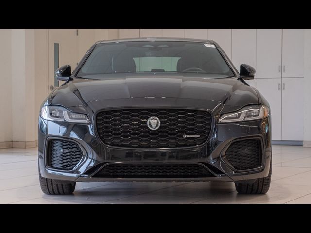 2024 Jaguar XF R-Dynamic SE