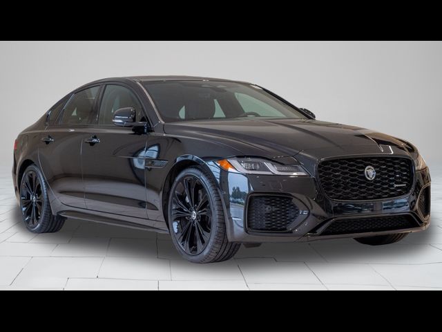 2024 Jaguar XF R-Dynamic SE