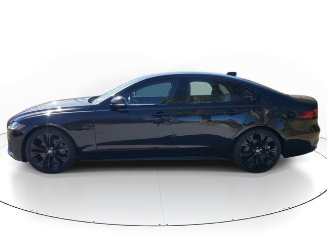 2024 Jaguar XF R-Dynamic SE