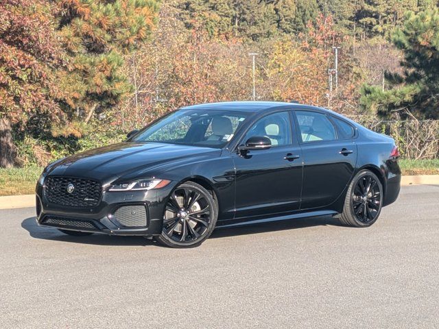 2024 Jaguar XF R-Dynamic SE