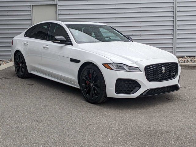 2024 Jaguar XF R-Dynamic SE