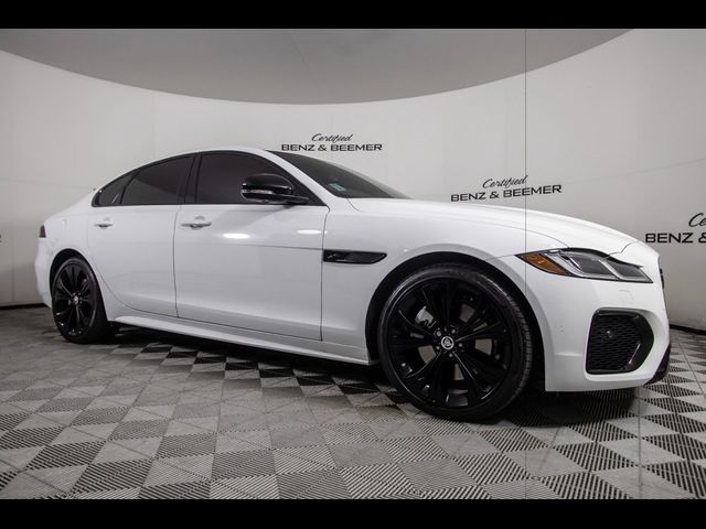 2024 Jaguar XF R-Dynamic SE