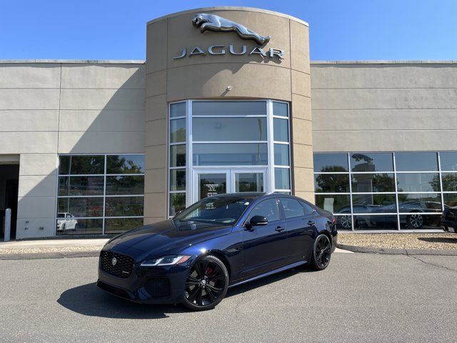 2024 Jaguar XF R-Dynamic SE